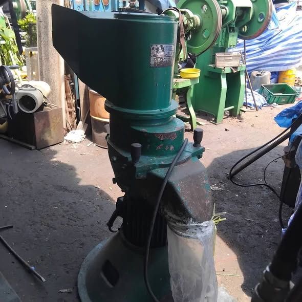 Grinding Machine