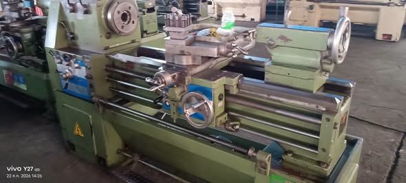 Manual Lathe CH