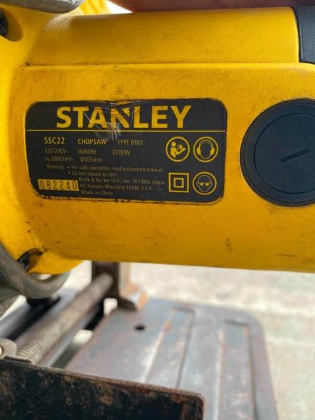 Metal Cut-Off Saw Stanley