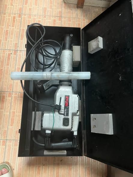 Demolition Hammer Ryobi · CH500N