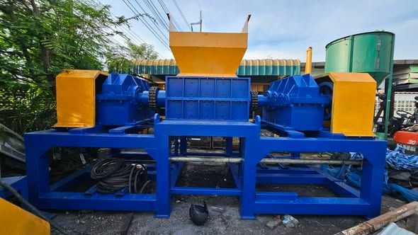 Twin Shaft Shredder