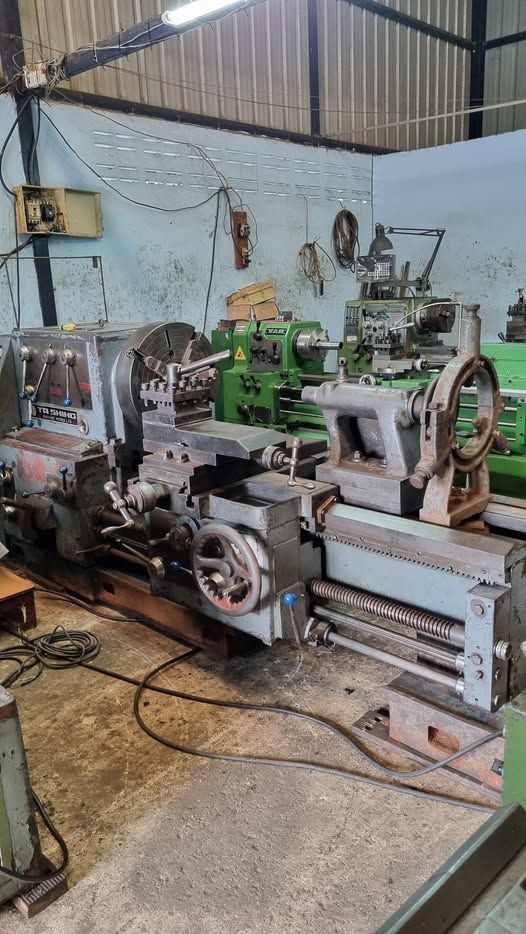 Manual Lathe Da Ching