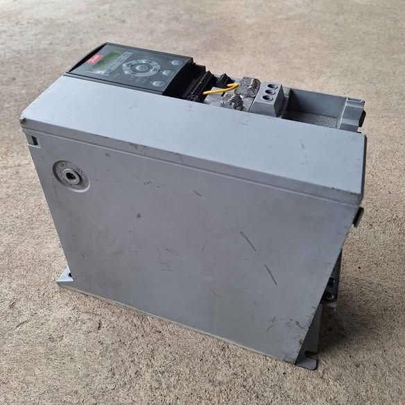 Variable Frequency Drive Danfoss · FC-101