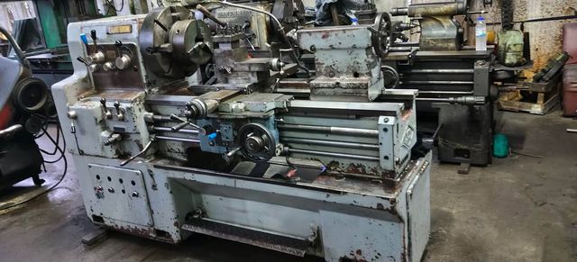 Manual Lathe