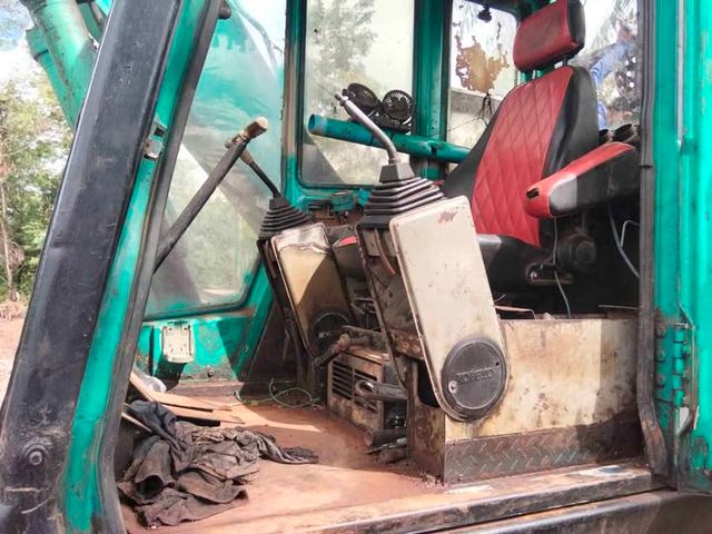 Excavator Kobelco · SK120MR2