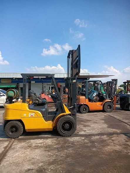 Forklift