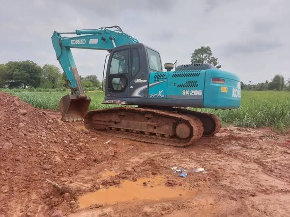 Excavator Kobelco · SK 200 XM