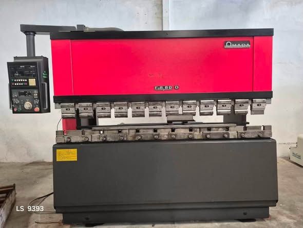Press Brake AMADA · FBD-8025