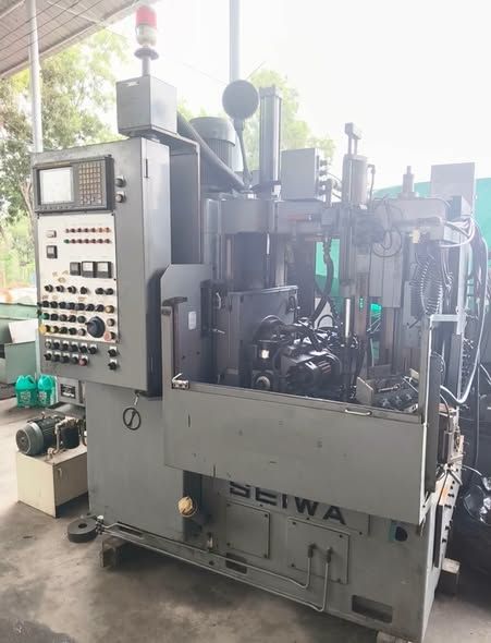 CNC Gear Hobbing Machine SEIWA IRON WORKS · MPN-12