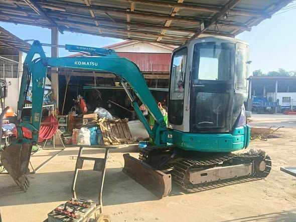 Excavator Komatsu · PC30MRx