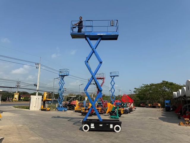 Electric Scissor Lift Aichi · SV06