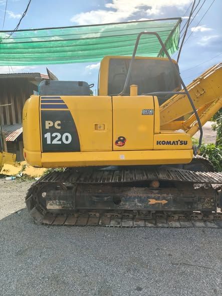 Excavator Komatsu · PC120-8