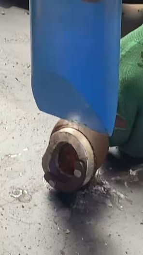 Hydraulic Press (Scrap Metal Separator)