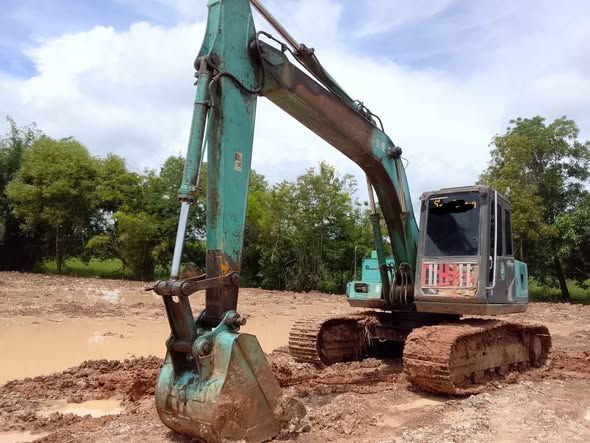 Excavator Kobelco · SK045