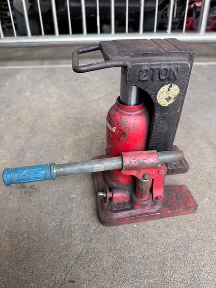 Hydraulic Jack