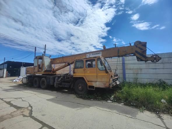 Crane, Truck-Mounted Tadano