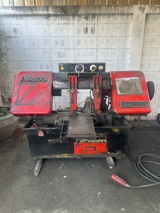 Bandsaw Amada