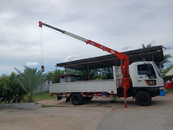 Truck with Crane Hino