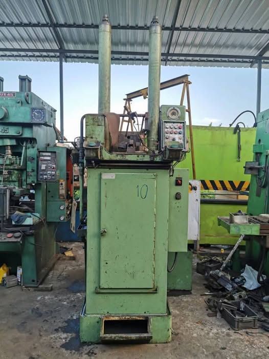 Gear Shaping Machine