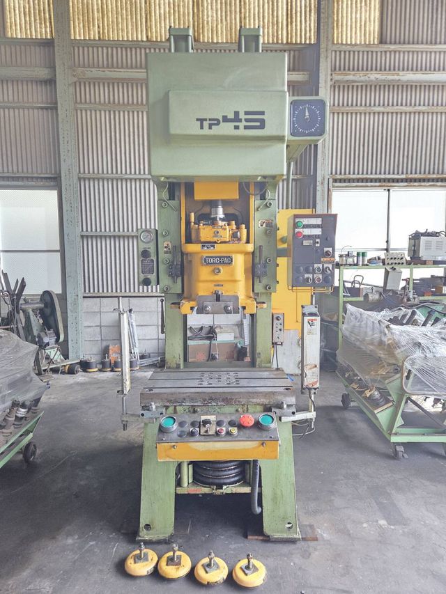Mechanical Press, 45-ton Amada · TP-45C