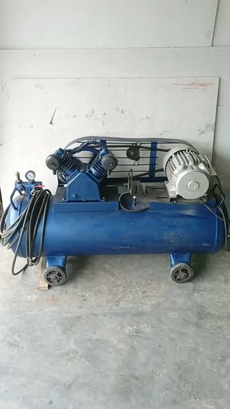 Air Compressor