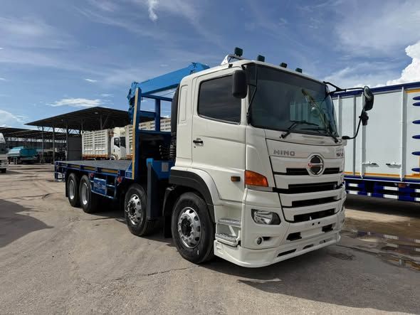 Truck-Mounted Crane XCMG · Hino GY2PS1A 380