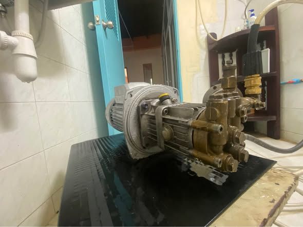 High-Pressure Pump Comet