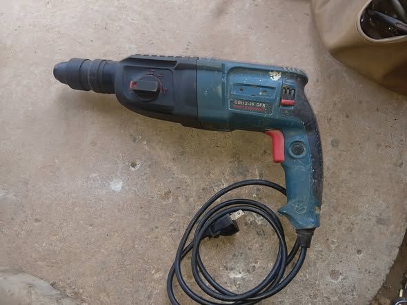 Demolition Hammer Bosch · GBH 2-26 DFR
