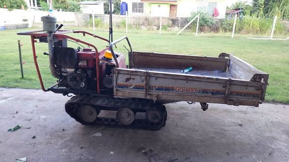 รถไถเดินตามยันม่าร์ติดตะขาบ Yanmar