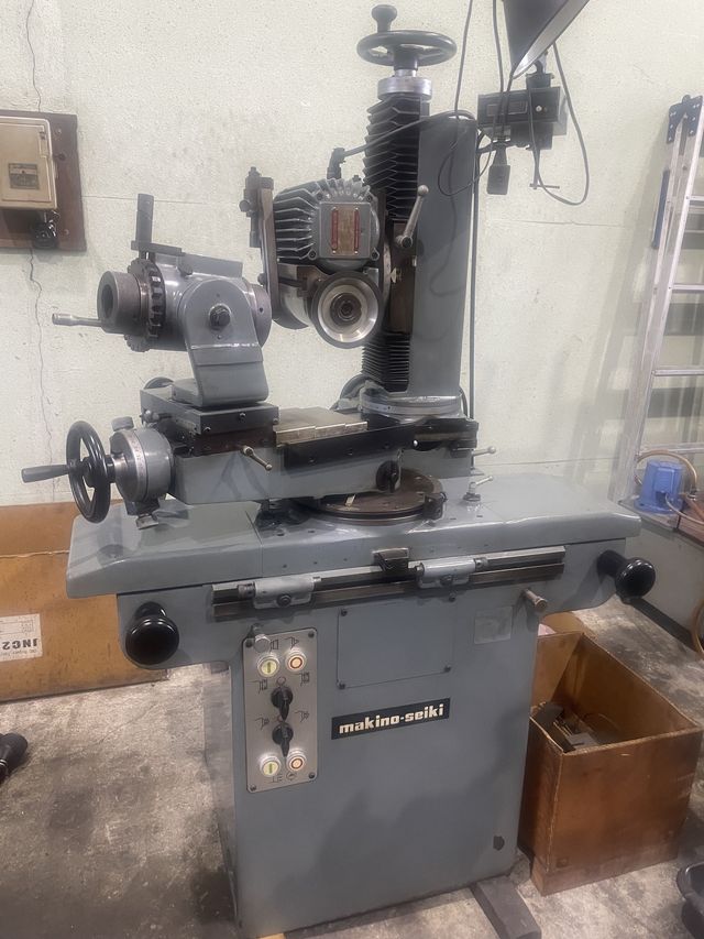 Tool Grinder Makino · YGR-25