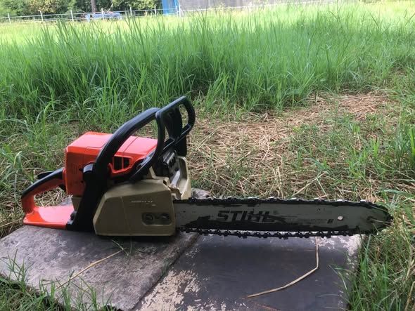Chainsaw Stihl · 023