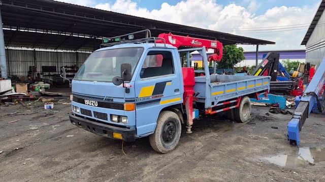 Crane Truck