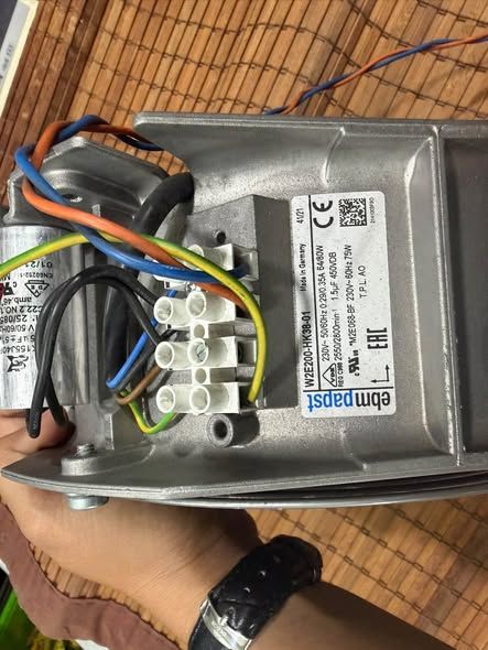 Industrial Blower ebm-papst · W2E200-HK38-01
