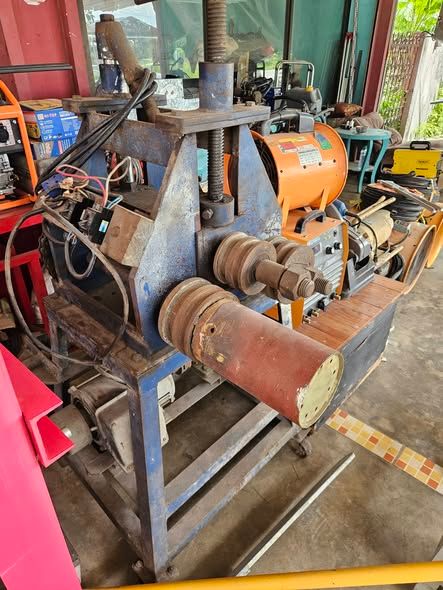 Bending Machine