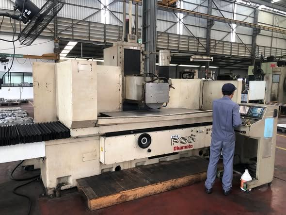 CNC Surface Grinder Okamoto · PSG-208DXNC