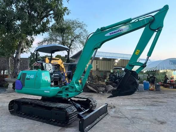 Excavator Komatsu · PC45-7