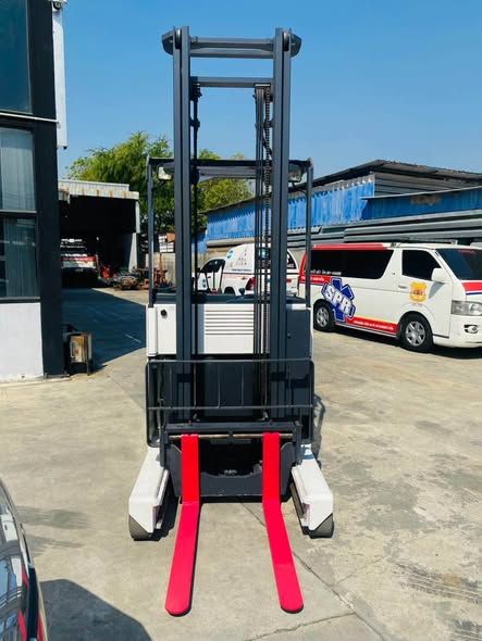 Reach Truck Forklift Nichiyu · FBRM10-80B-450