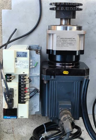 Servo Motor and Drive Mitsubishi · MR-J2S-500B / HC-SFS502