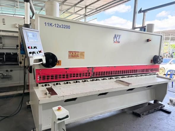 Laser Cutting Machine