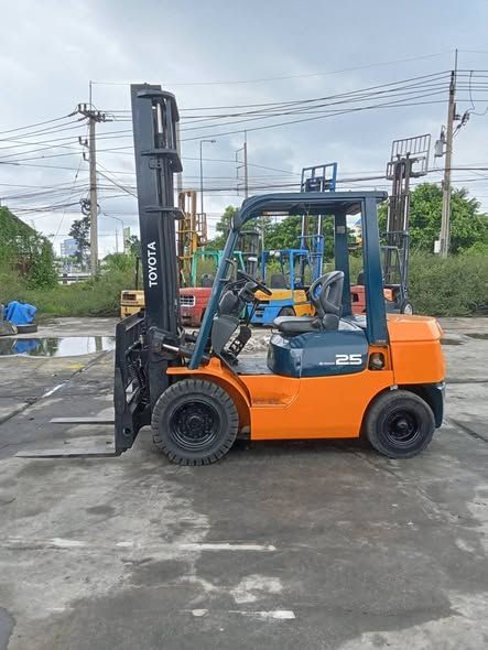 Forklift Toyota · รุ่น 7