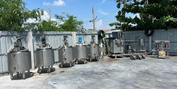 Industrial Mixing Tank and Homogenizer System