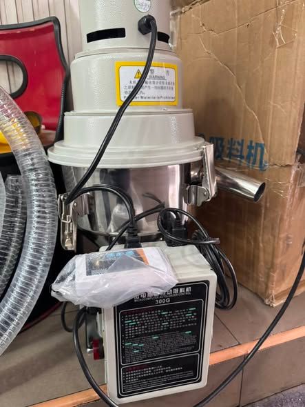 Plastic Granule Vacuum Loader 300 G