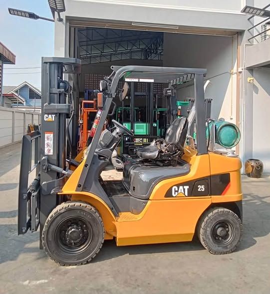 Forklift CAT · GP25NT