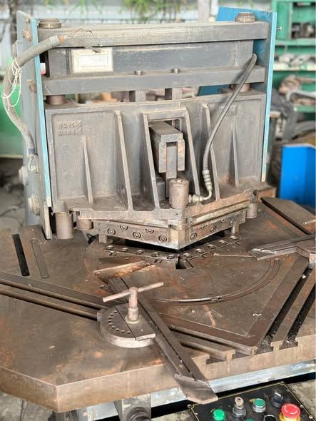 Shearing Machine (Corner Notching)