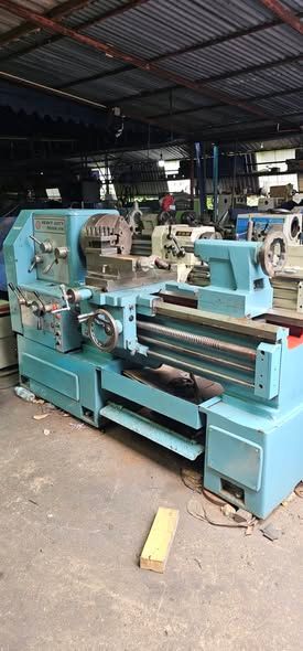 Manual Lathe CYH