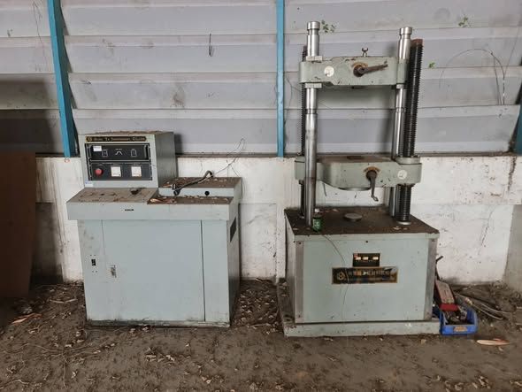 Metal Testing Machine
