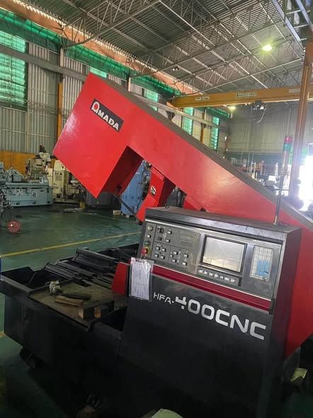 Bandsaw Amada · HFA400CNC