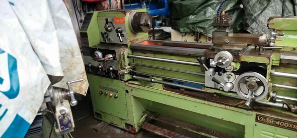 Manual Lathe Victor