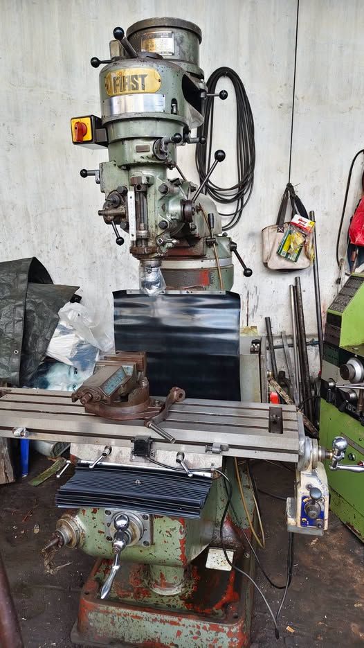 Milling Machine First · M2