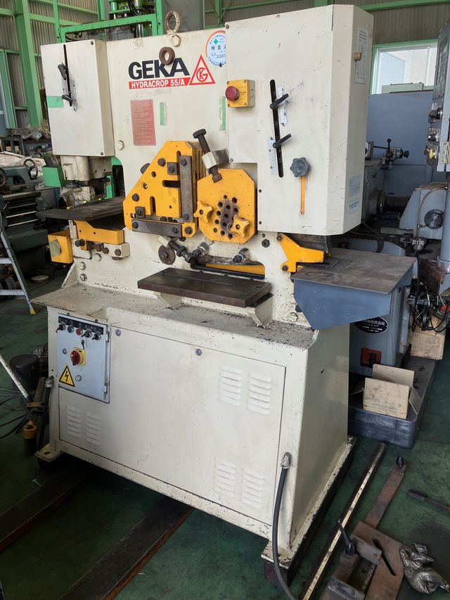 5-Station Ironworker GEKA · HYD55